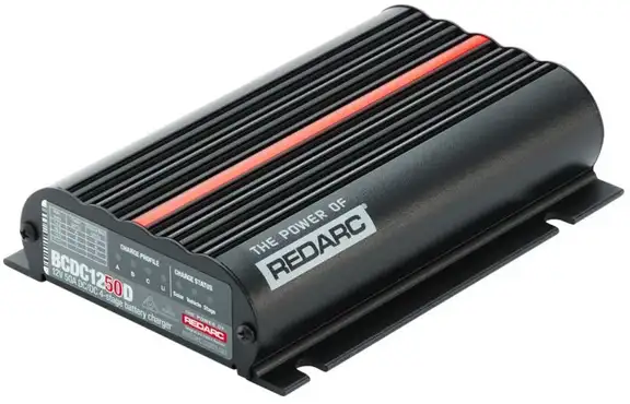 REDARC DC-DC/MPPT- przod